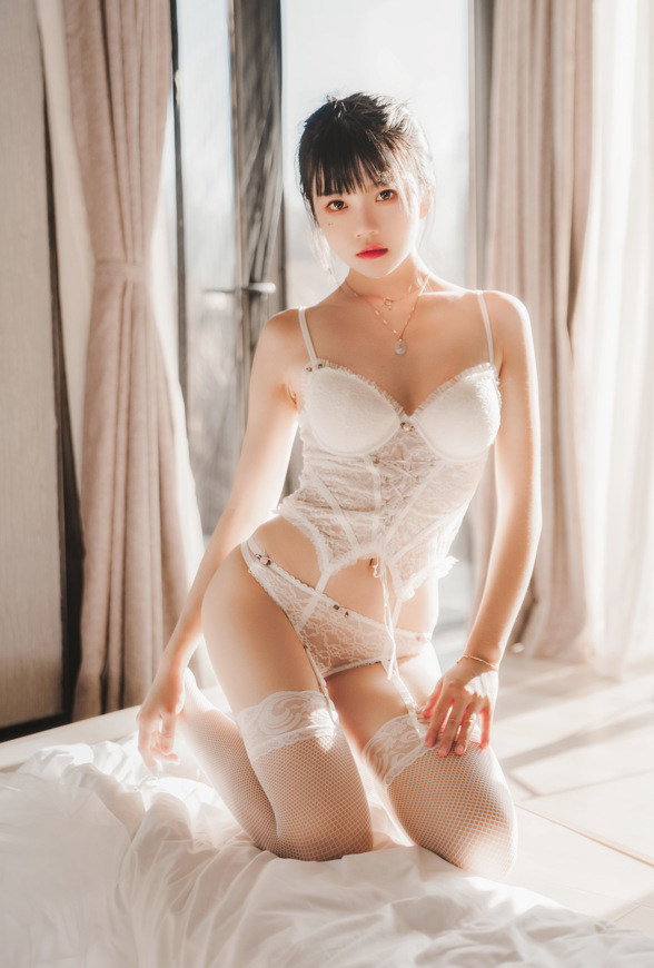 桜桃喵 – 写真图片合集【持续更新中】-悦赏图-全网写真资源站